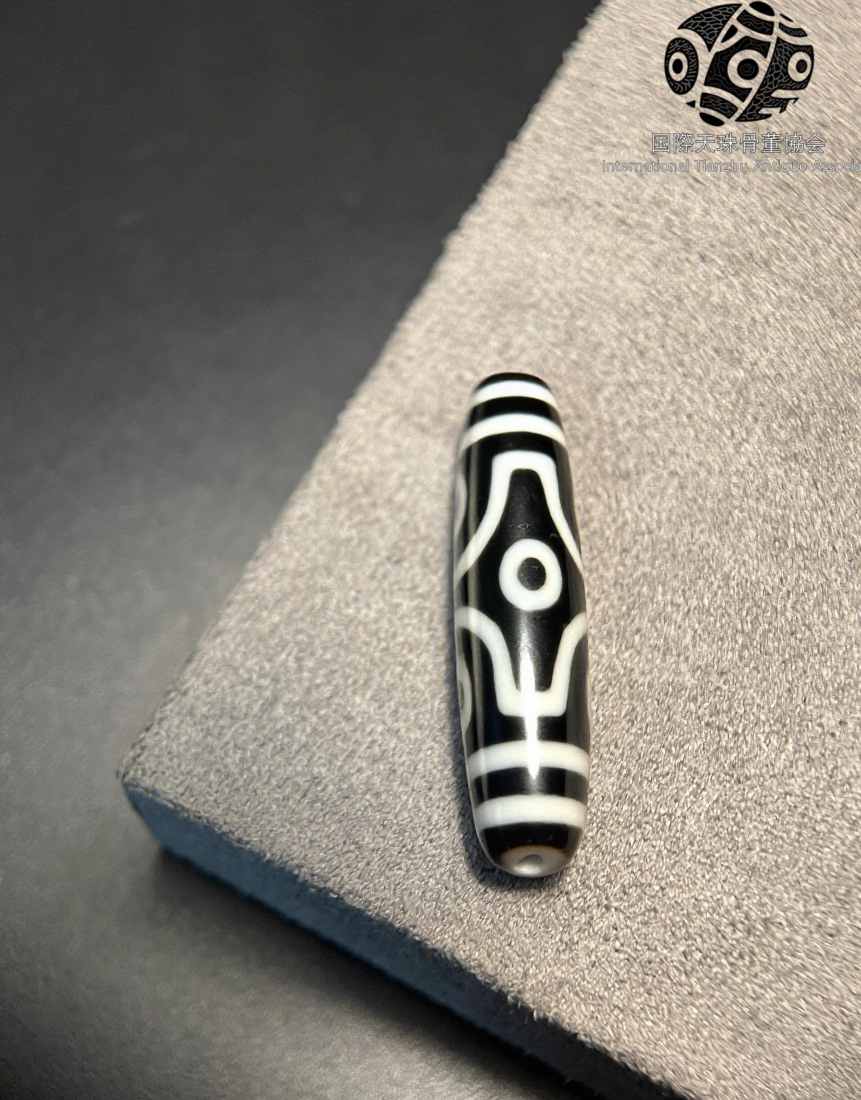 チベット・瑪瑙・六眼天珠